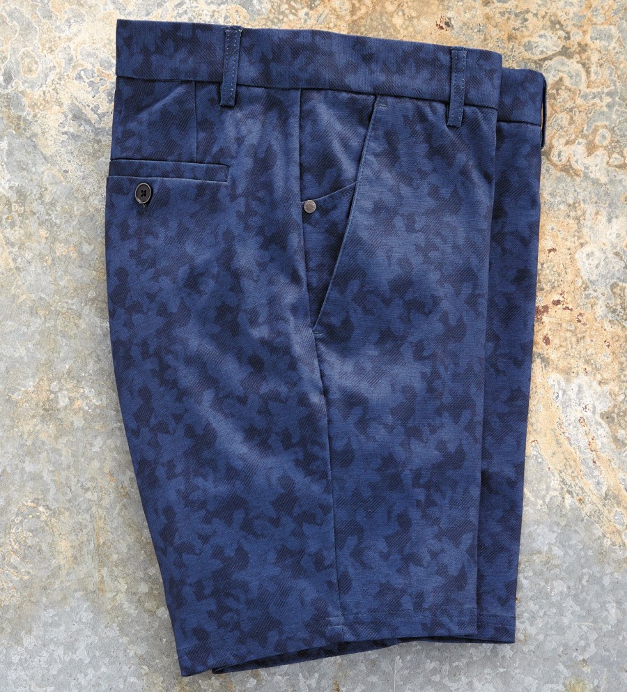 Robert Barakett Robert Barakett Fauna Print Shorts Navy Online